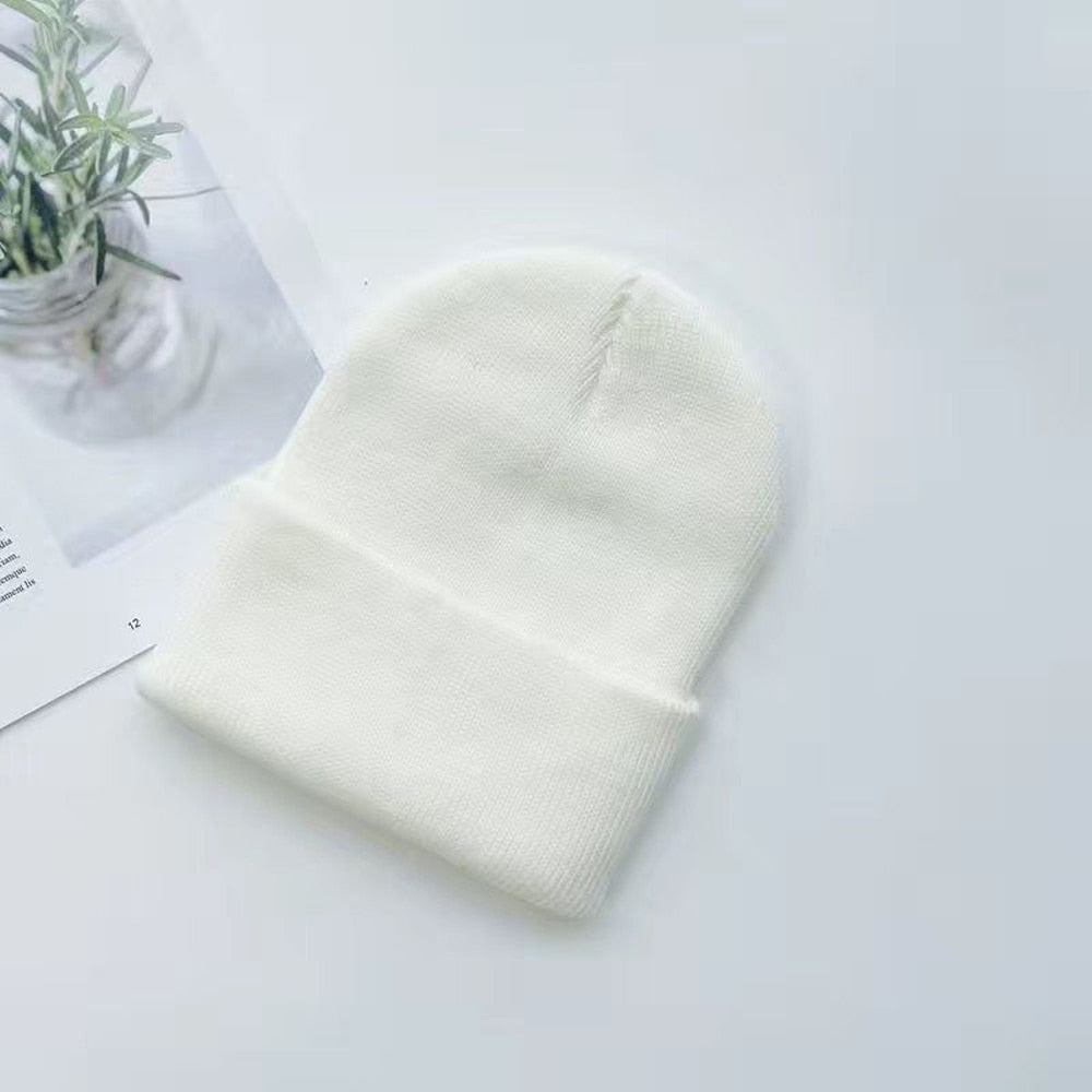 Kashmirlue for kvinner i ensfarget design med myk, varm strikk