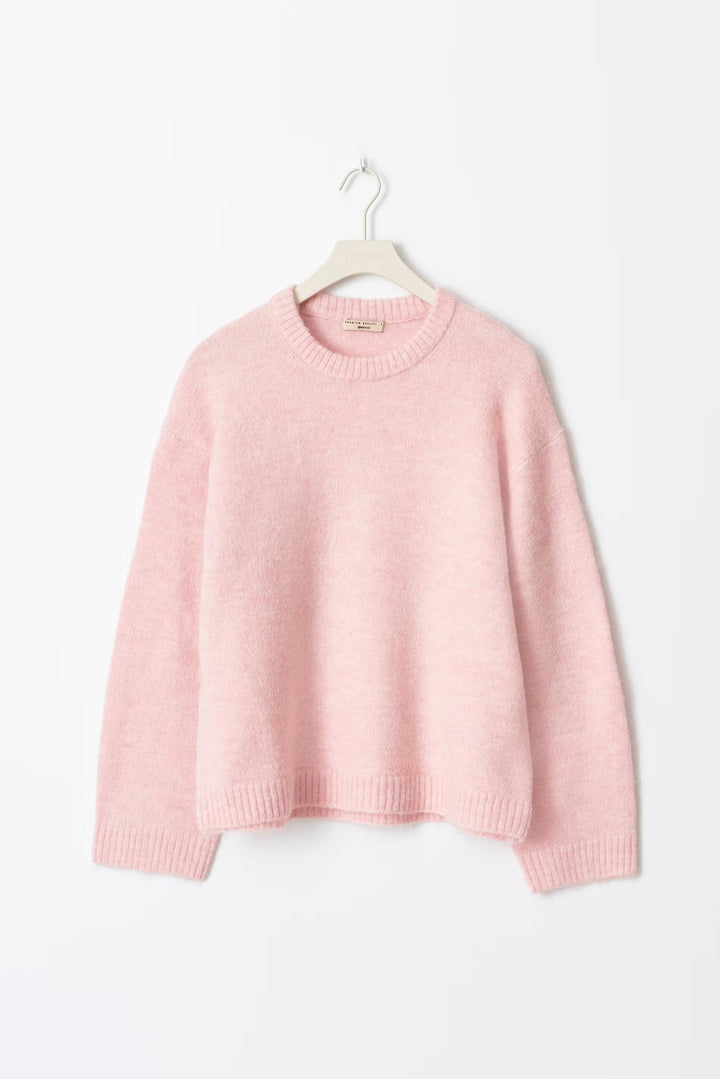 Women's Oversized Chic Pullovers - Timeless Style
