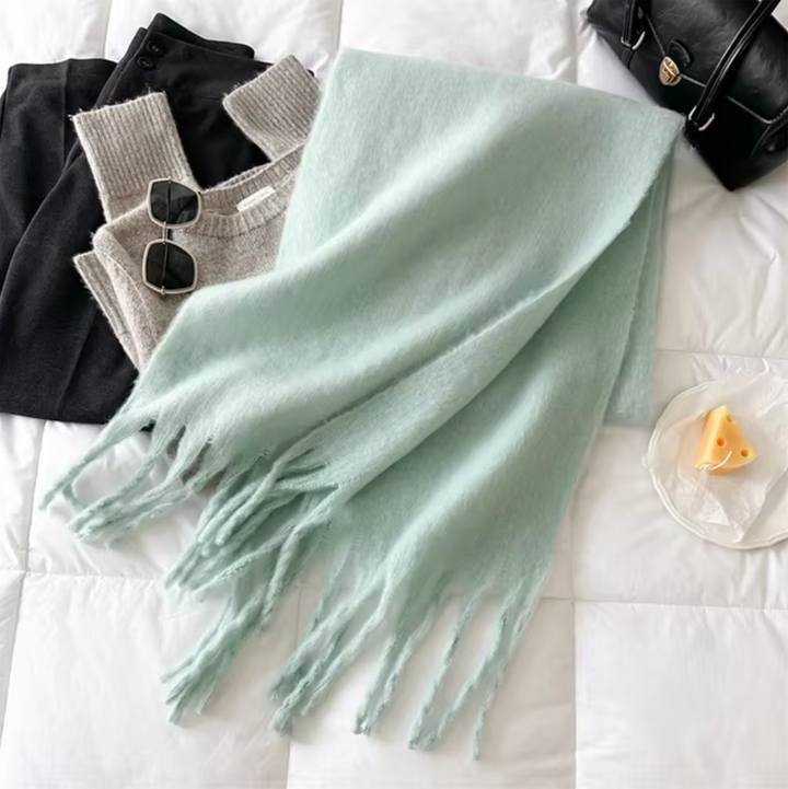 Women's Fringed Winter Scarf