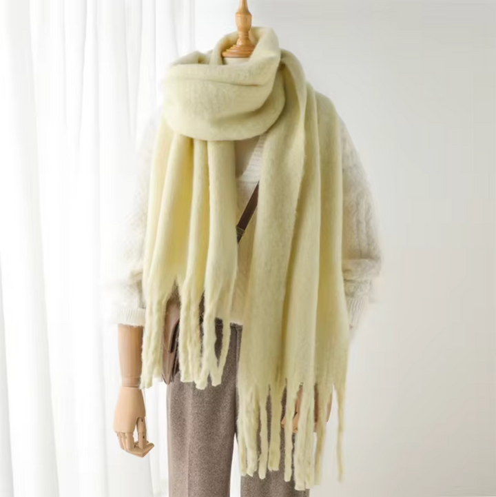 Women's Fringed Winter Scarf