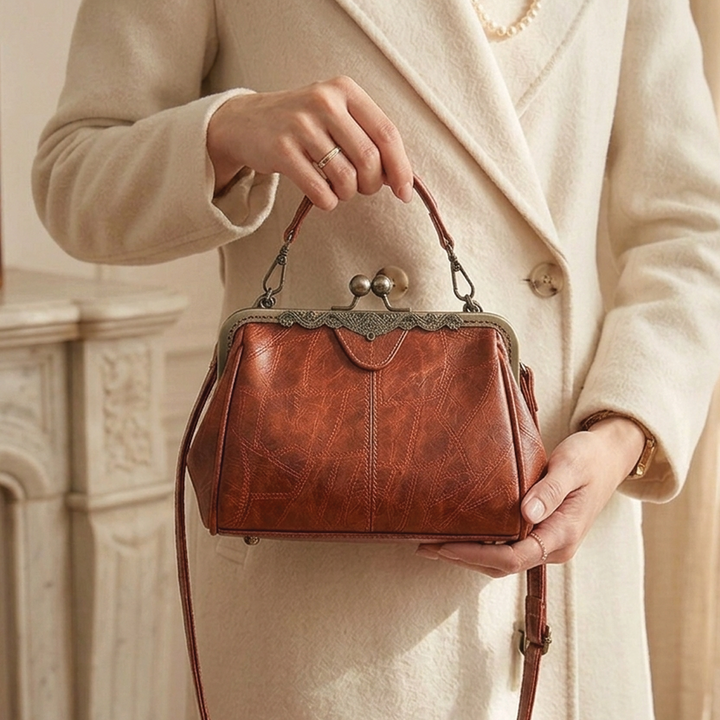 Jacqueline | Women's Vintage Clasp Handbag