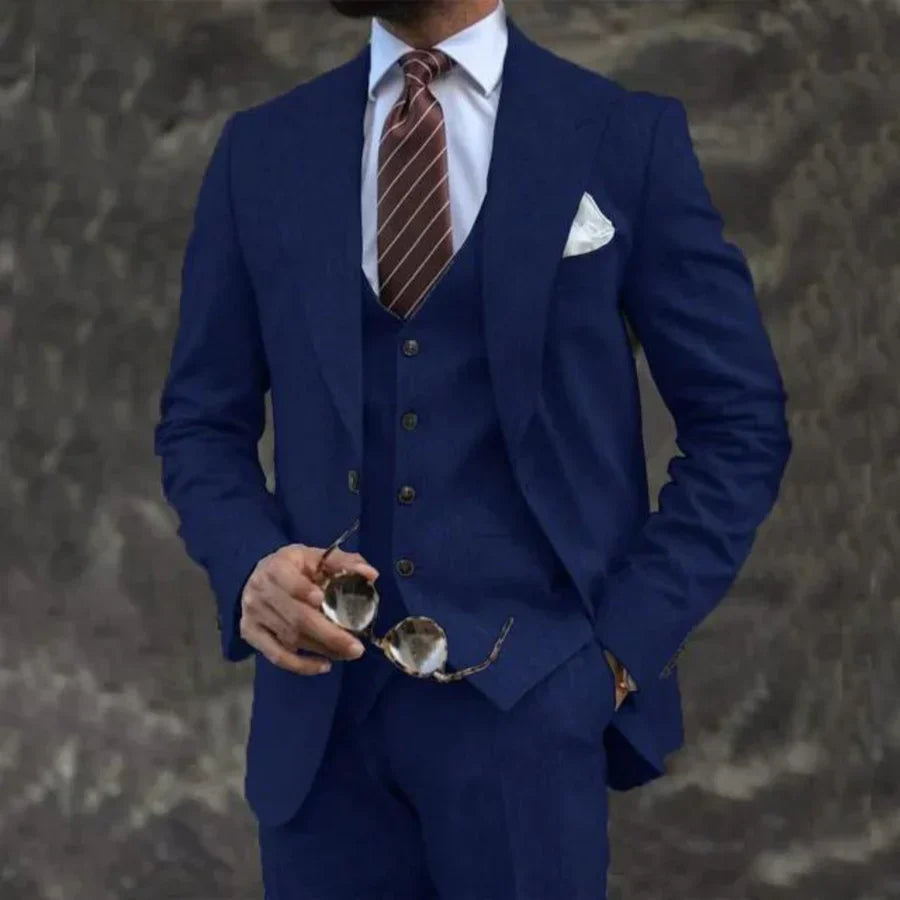 James | Men's Lightweight Three-Piece Suit with Notched Collar