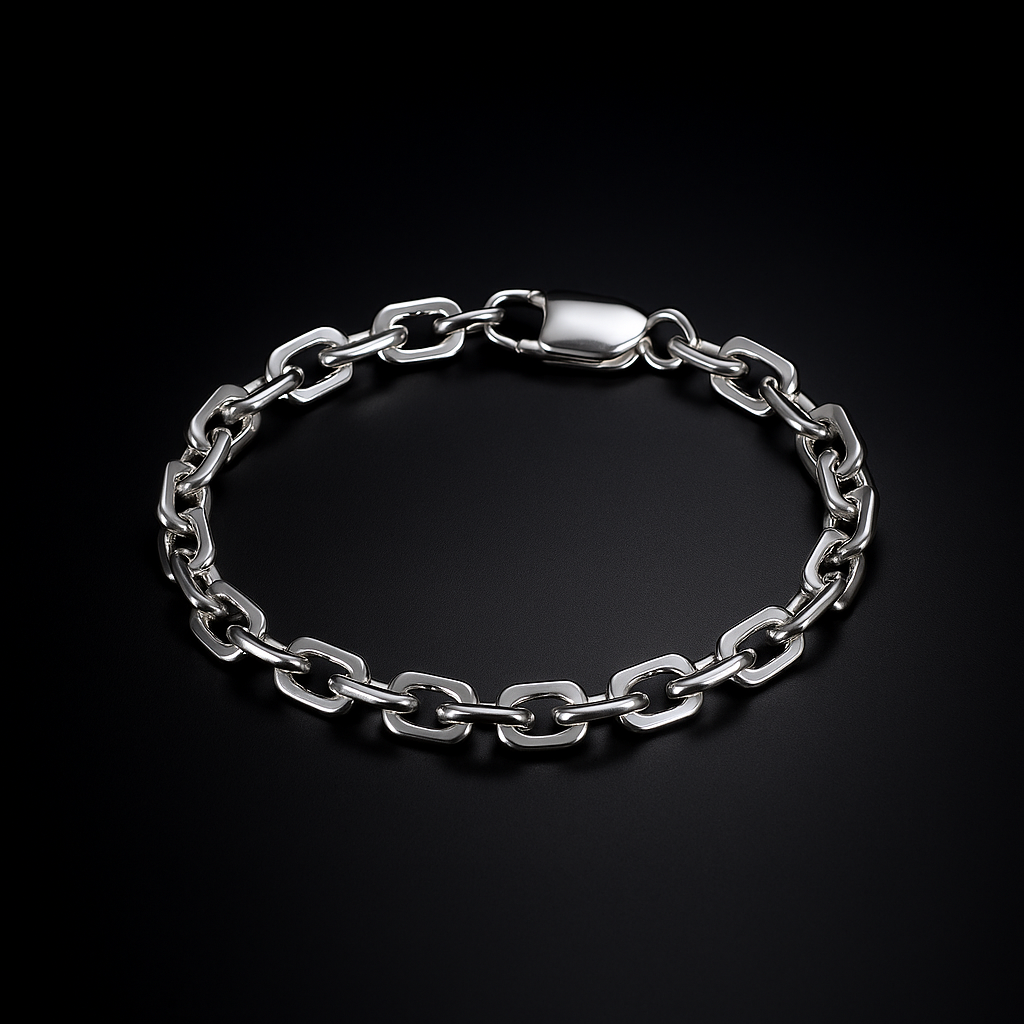 Stylish Chainlink Bracelet for Everyday Wear