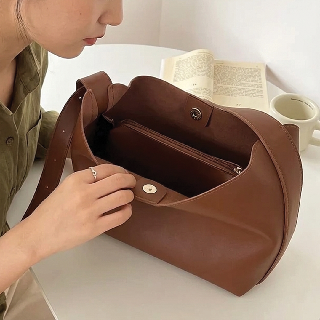 Aria | Women's Vegan Leather Minimalist Shoulder Bag