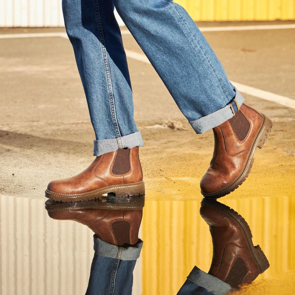 Men's Steel Toe Work Boots with Classic Design