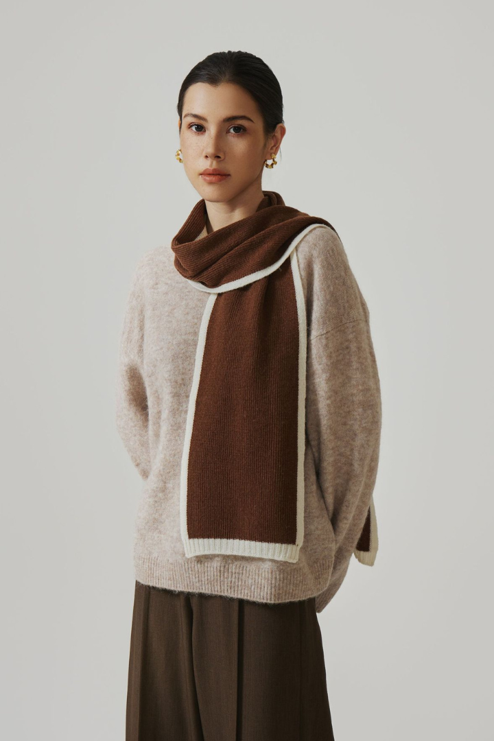 Women's Lamb Wool Scarf with Ivory Border and Slim Shape