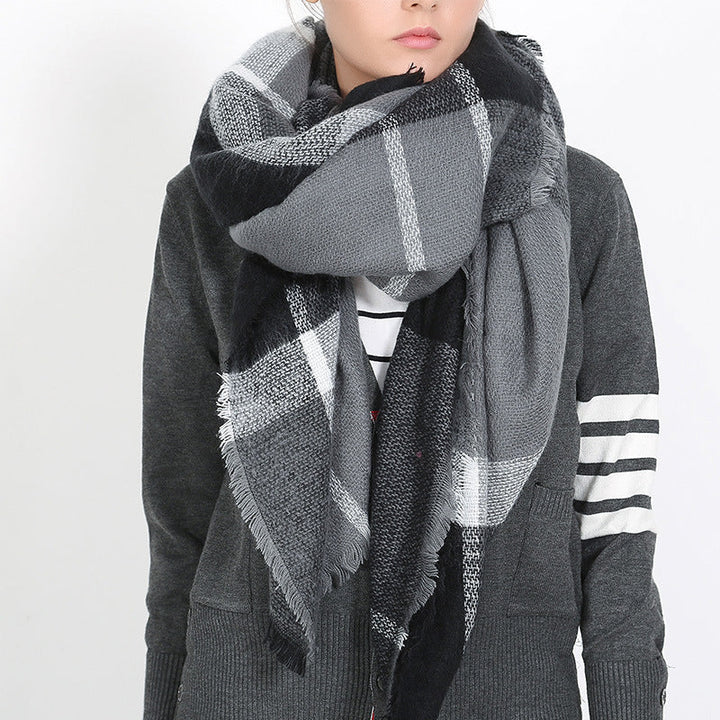 Women's Fringed Checked Scarf
