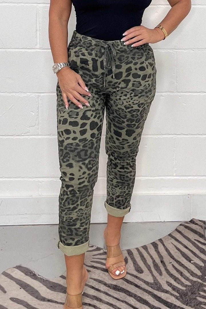 Women's Casual Leopard Print Cuffed Trousers