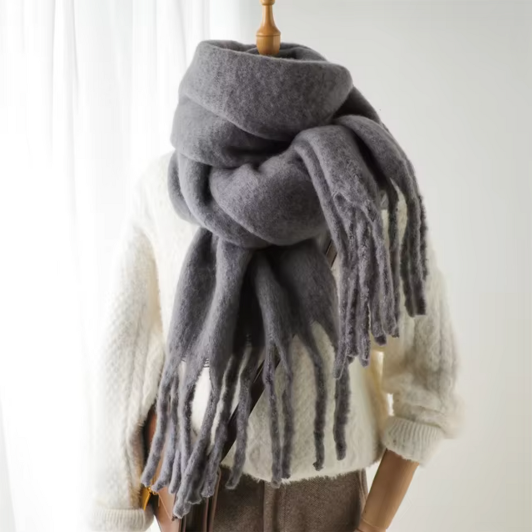 Women's Fringed Winter Scarf