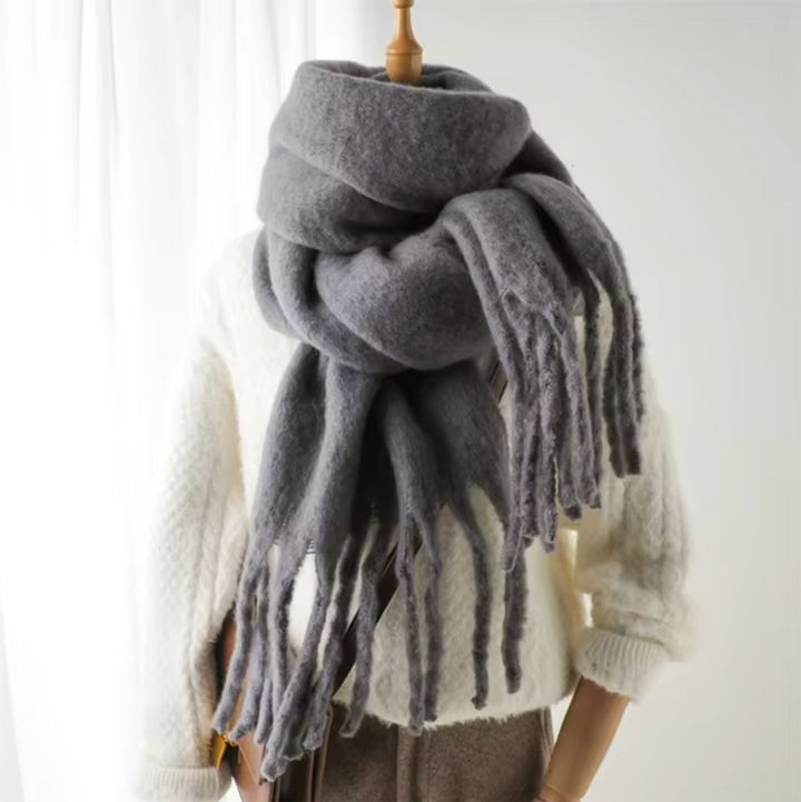 Women's Fringed Winter Scarf
