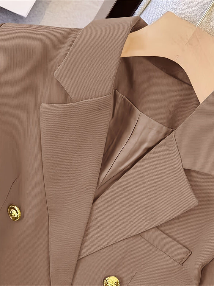 Women’s Tailored Business Blazer with Elegant Button Accents