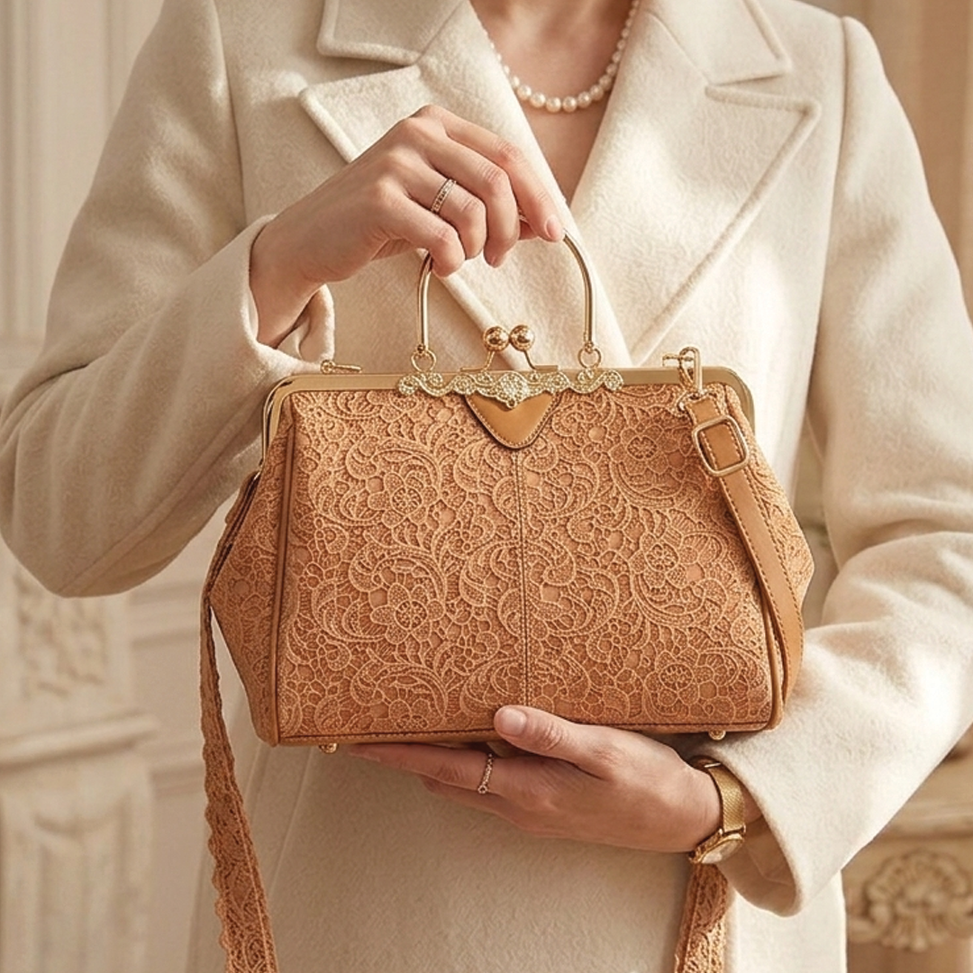 Jacqueline | Women's Vintage Clasp Handbag