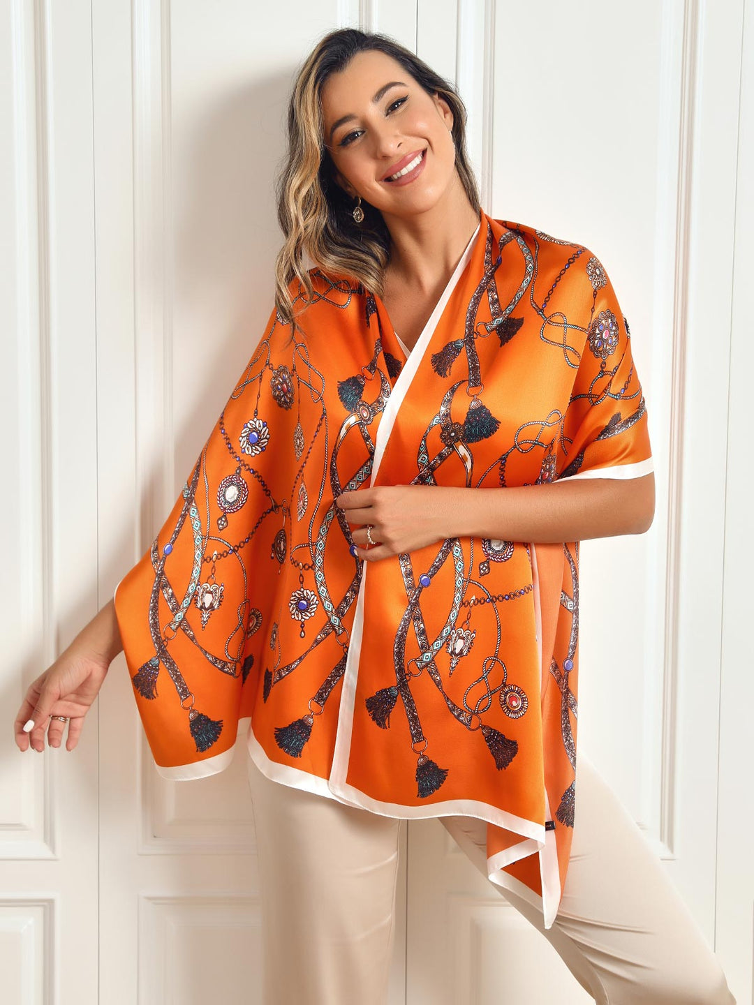 Women's Stylish Scarf for All Seasons
