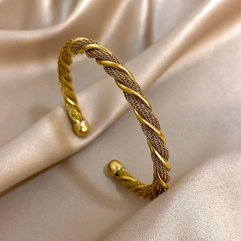 Elegant Cuff Bracelet for Timeless Style and Sophistication