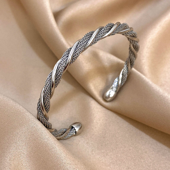 Elegant Cuff Bracelet for Timeless Style and Sophistication