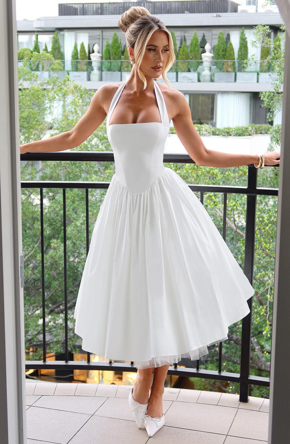 Aurelis | Women's Elegant Halter Neck Dress