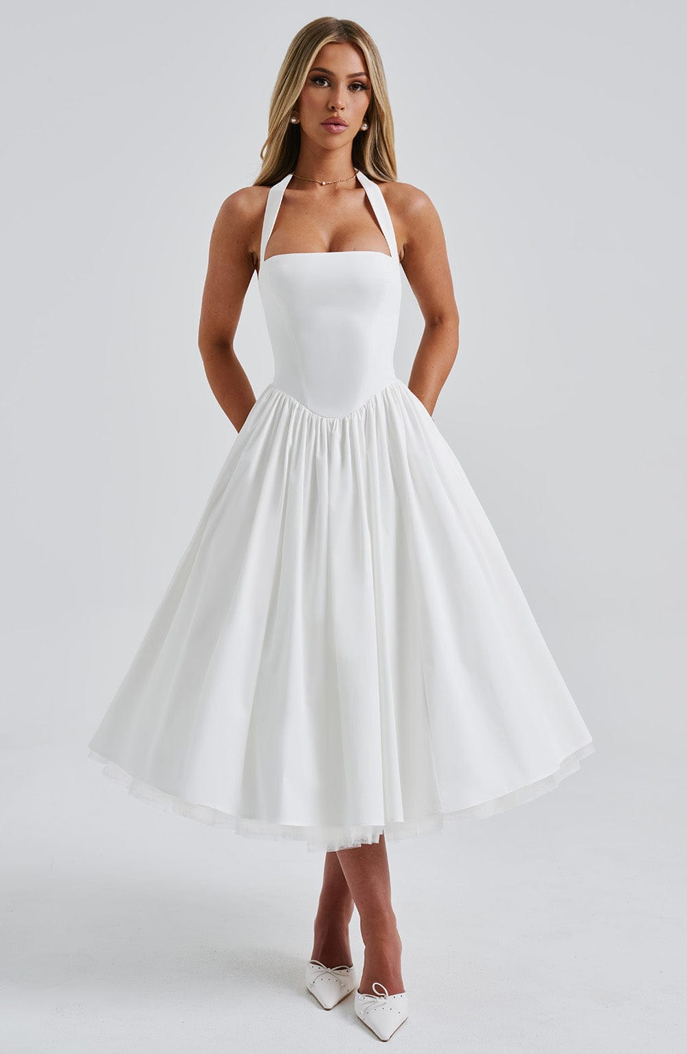 Aurelis | Women's Elegant Halter Neck Dress