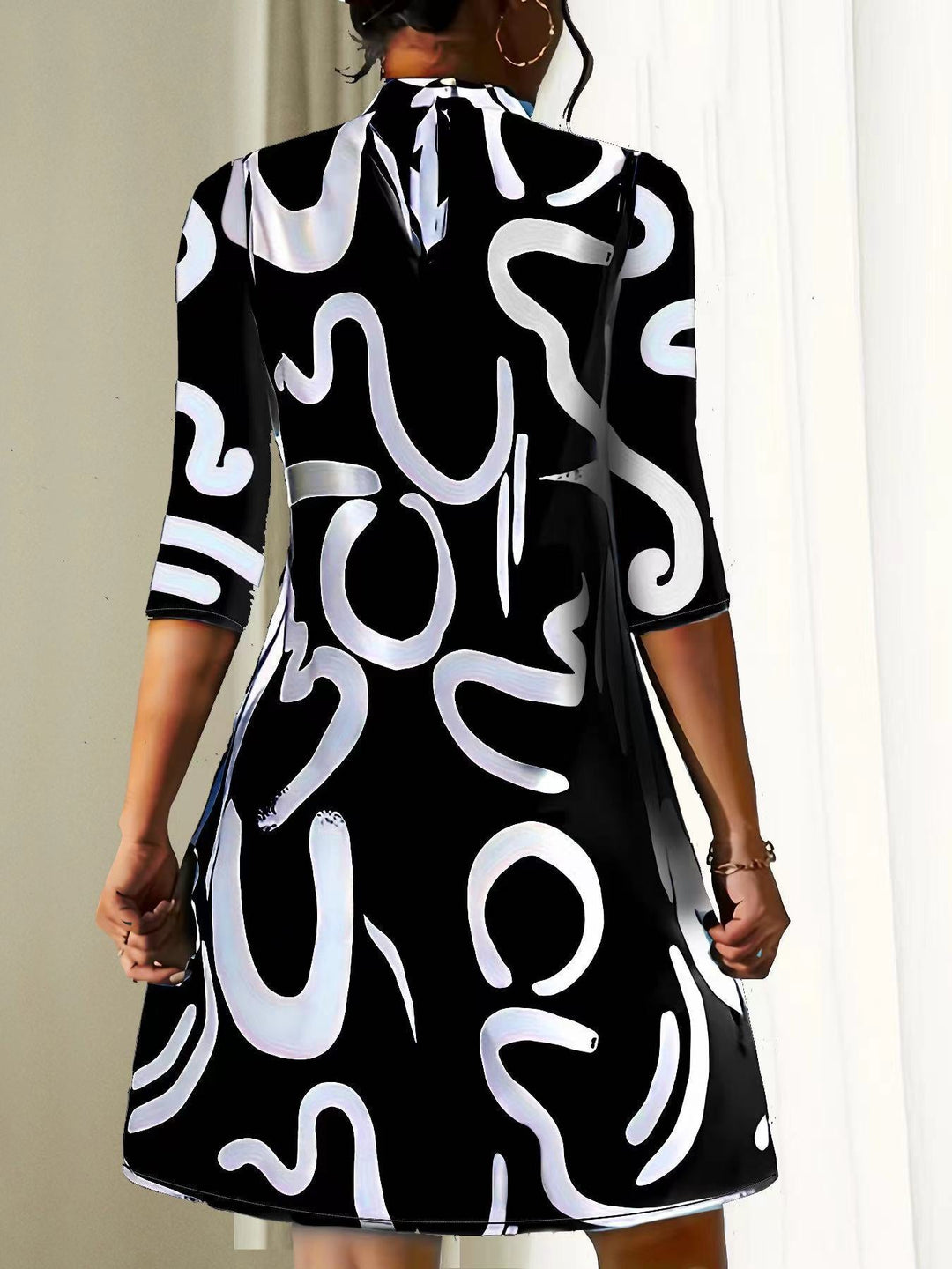 Alanna | Women's Round Neck 3/4 Sleeve Summer Mini Dress