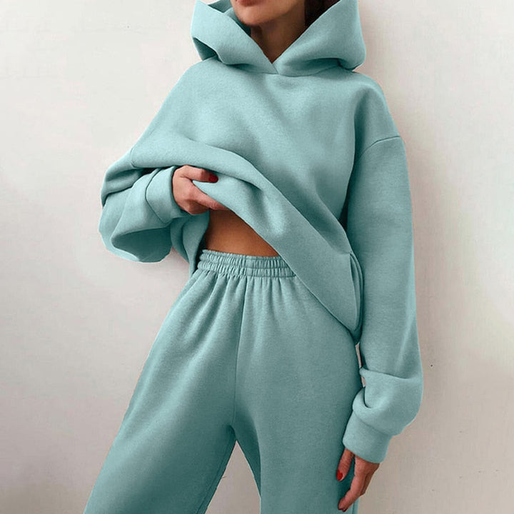 Charry | Women's Trendy Jogging Outfit