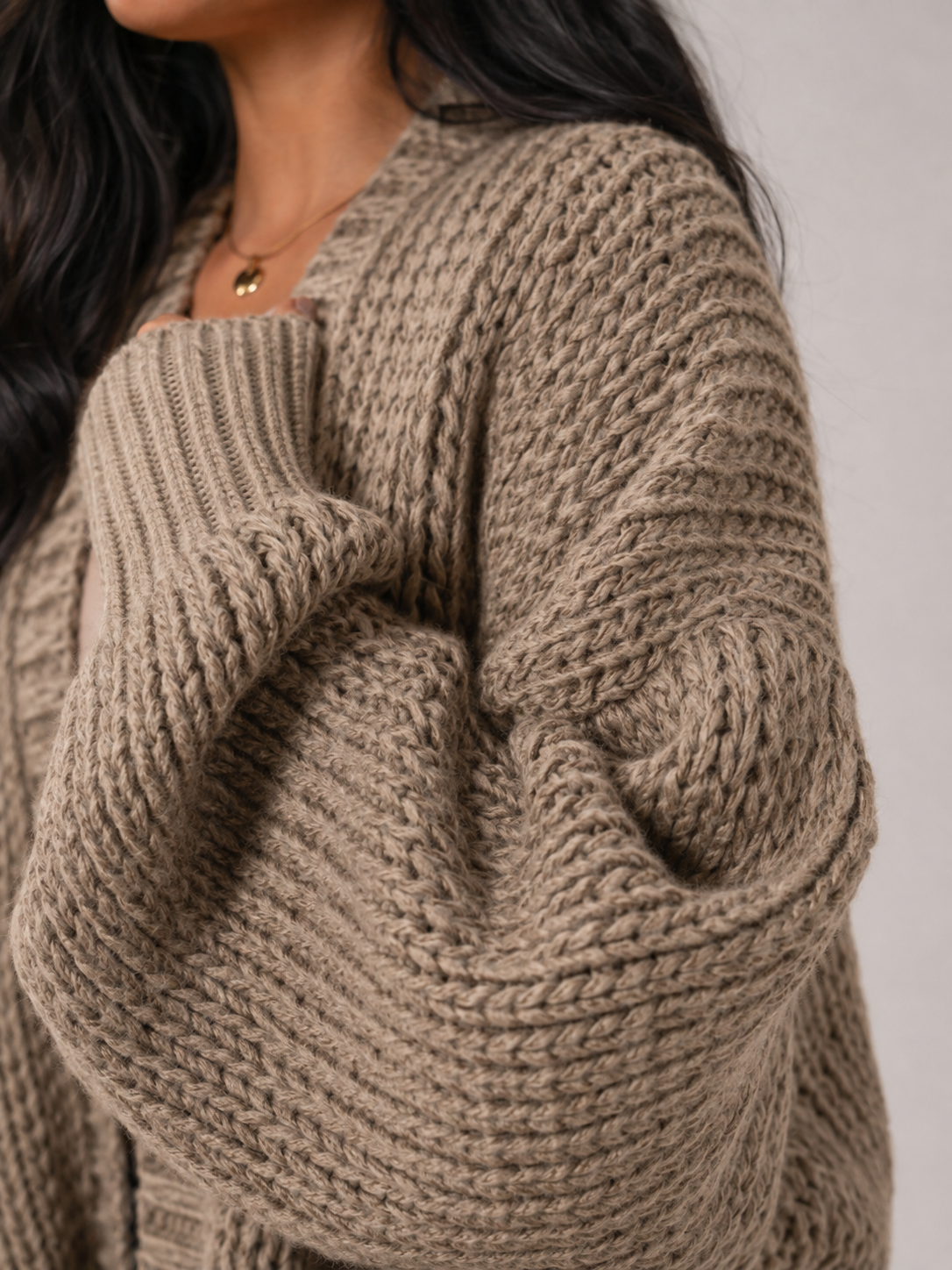 Chunky strikket duster-cardigan til dame med åpen front og lommer