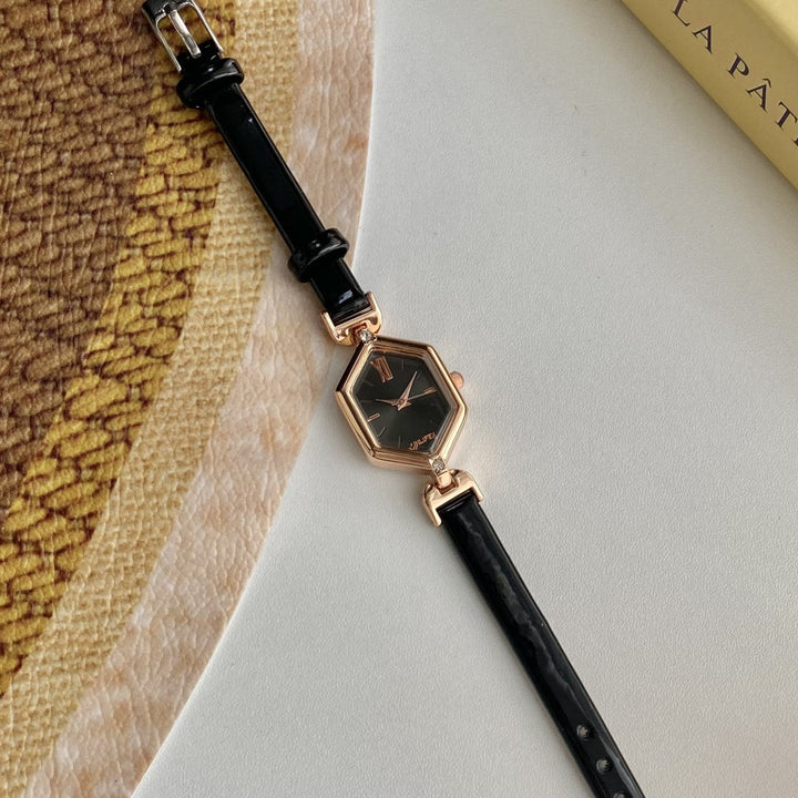 Elegant Wristwatch for Timeless Style and Precision