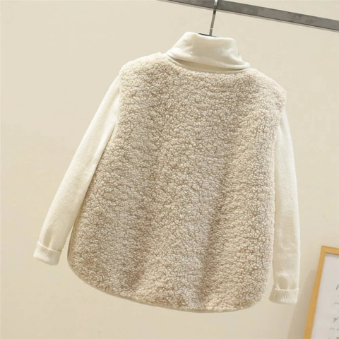Women's Cozy Sleeveless Vest with Sheepskin Effect - Light and Warm