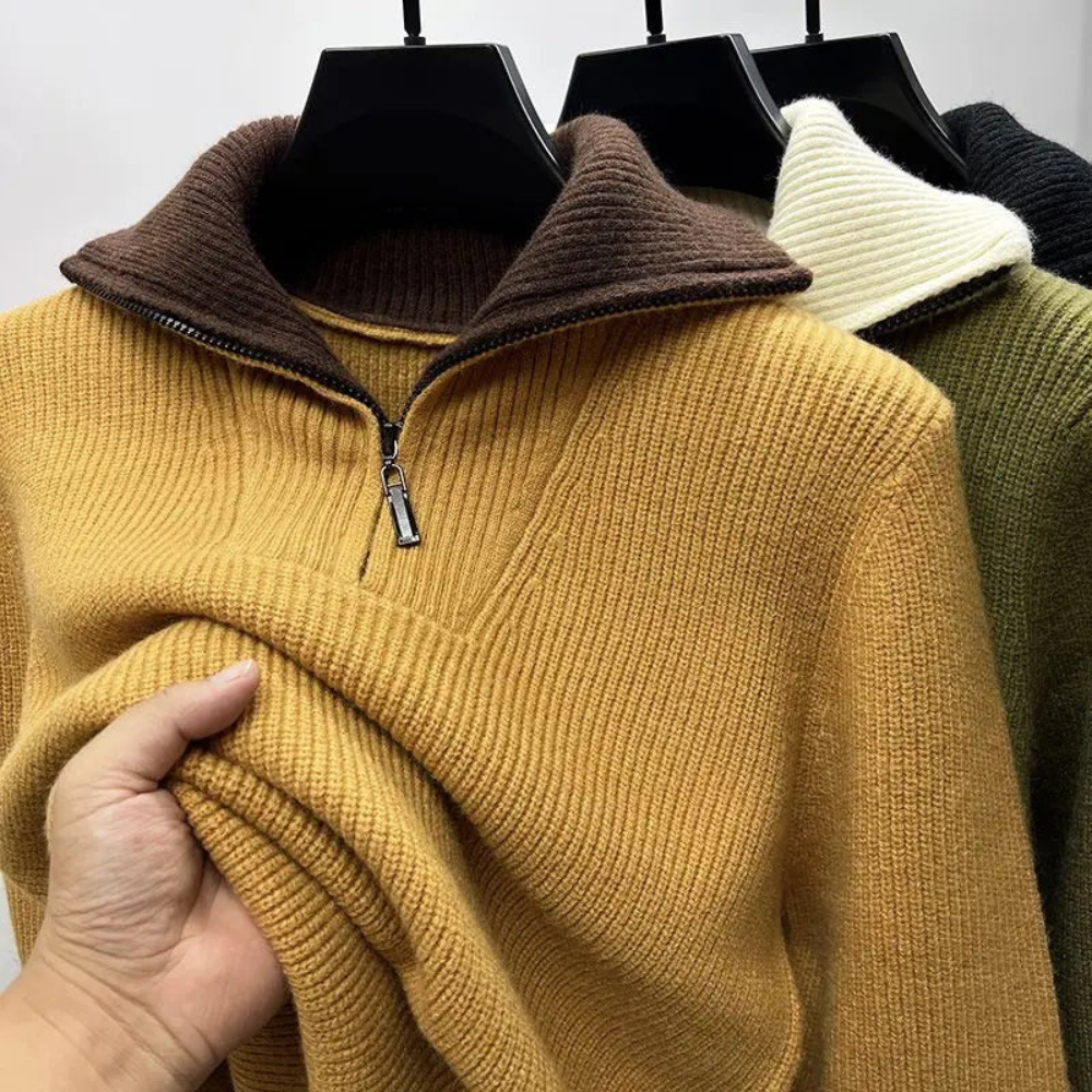 Herrenpullover mit Viertelreißverschluss und Stehkragen für einen sportlichen Look