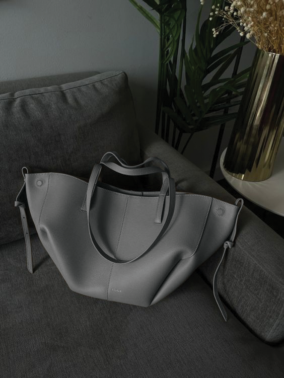 Caroline | Women's Oversized Structured Leather Tote Bag