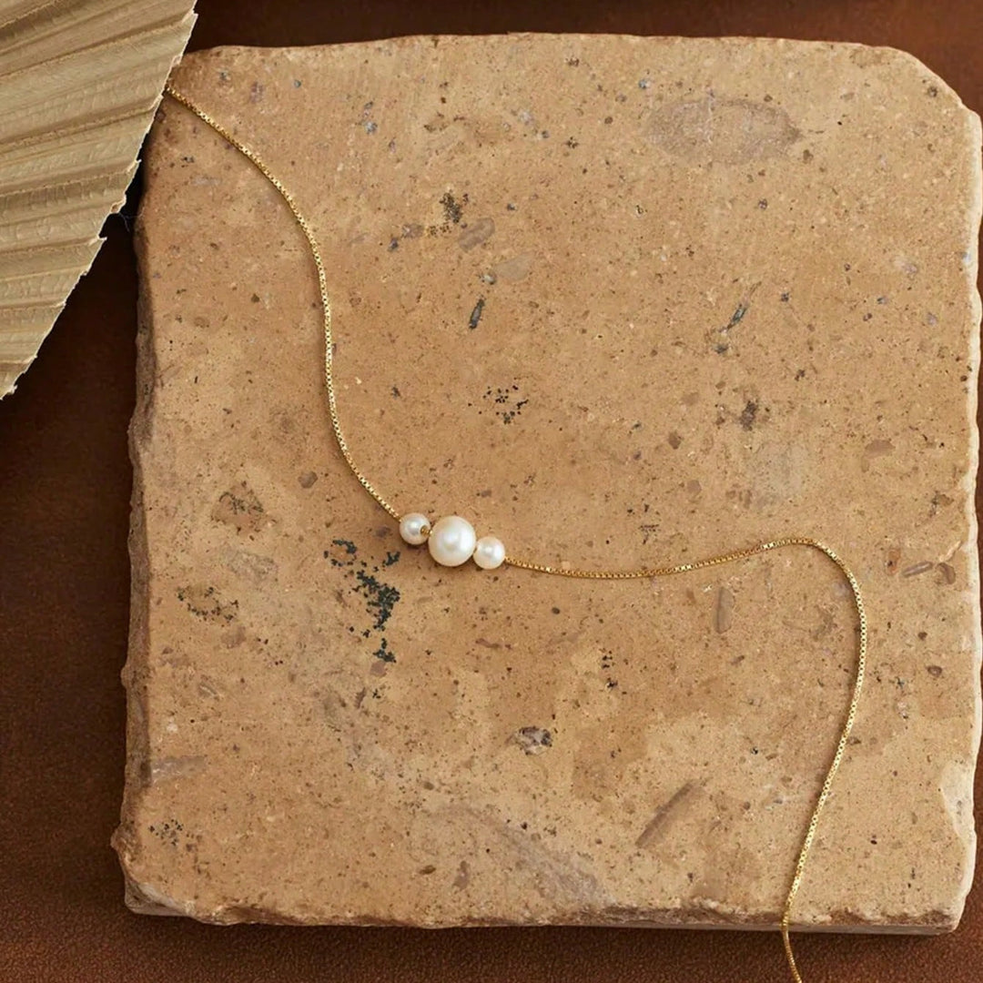 Elegant Pearl Necklace for Timeless Style and Sophistication