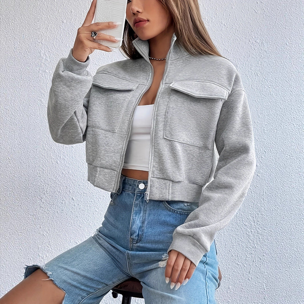 Women's Cropped Leisure Jacket with Pockets and Zipper Closure