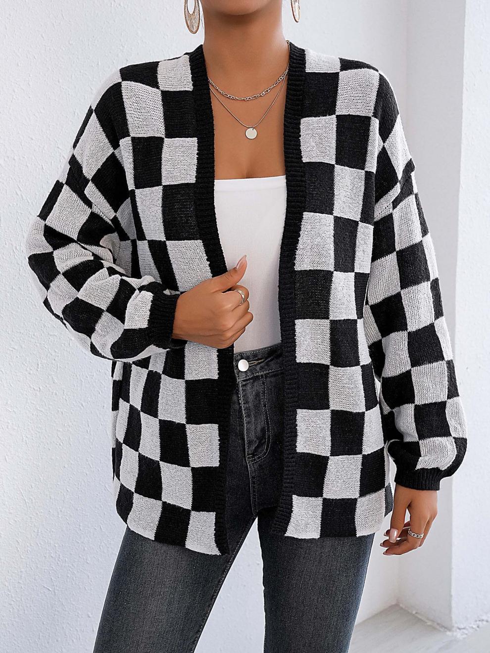 Damen-Strickjacke aus flauschigem Hirsch-Karomuster mit offenem Vorderteil