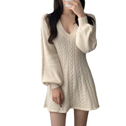 Robe-pull à manches longues en maille torsadée et à col en V pour femme