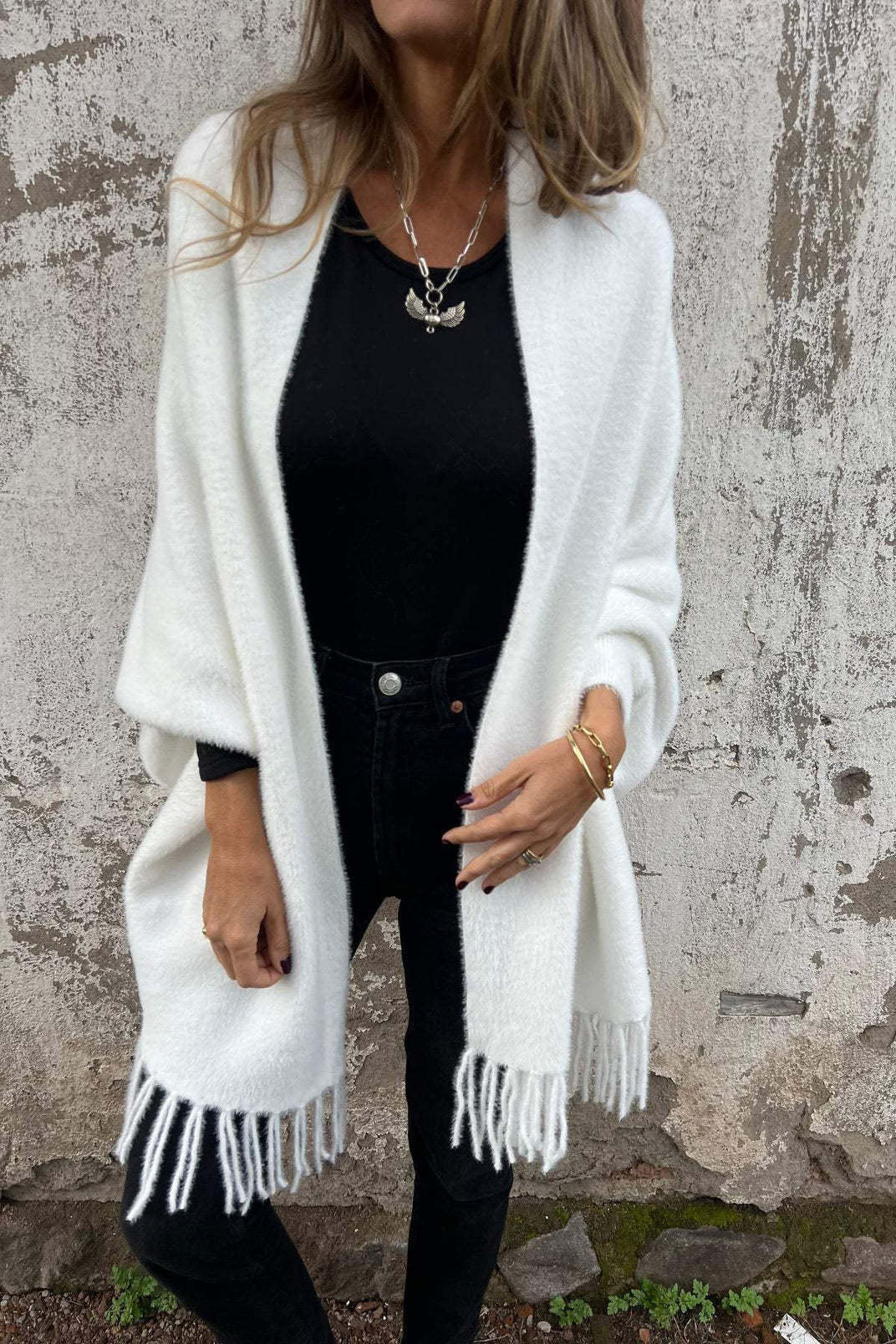 Women's Knit Pattern Fringe Scarf