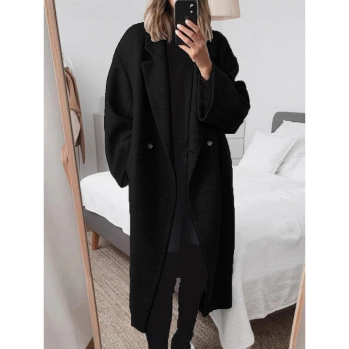 Women's Oversized Lapel Coat with Double-Breasted Closure