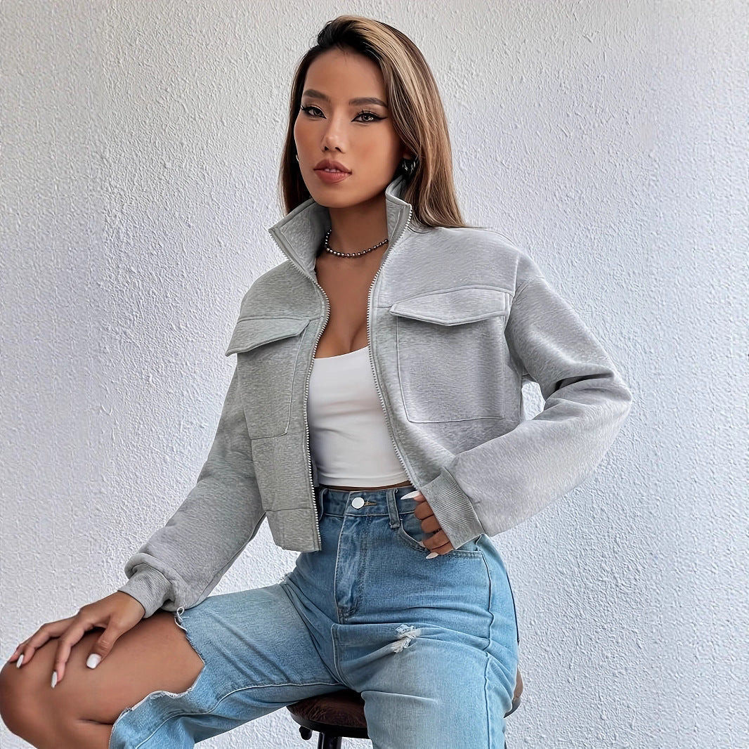 Women's Cropped Leisure Jacket with Pockets and Zipper Closure