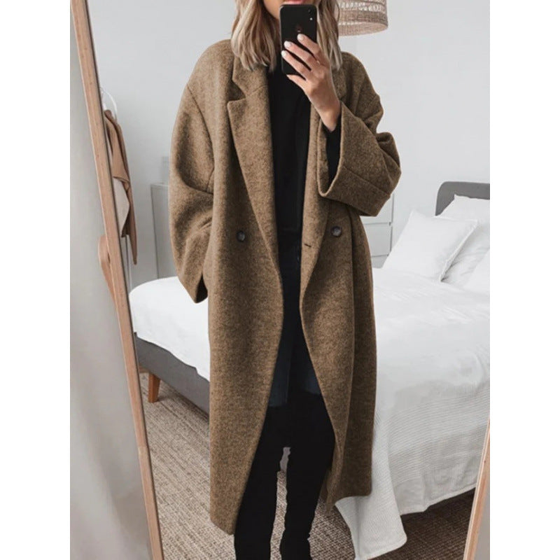 Women's Oversized Lapel Coat with Double-Breasted Closure
