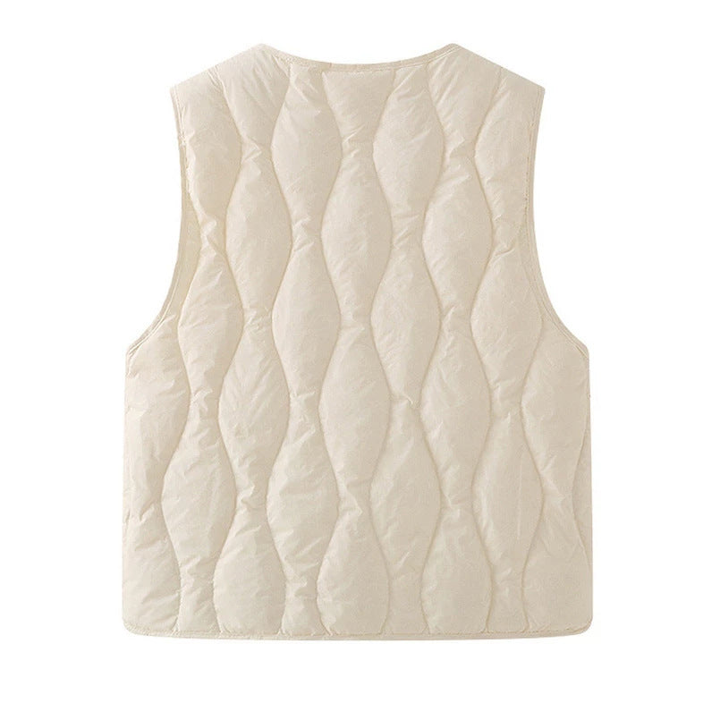Women's Quilted Thermal Vest with V-Neck and Snap Closure
