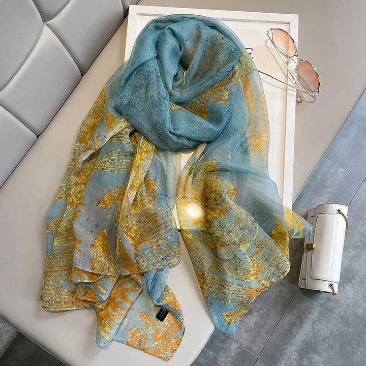 Women's Cozy Scarf for Chilly Weather