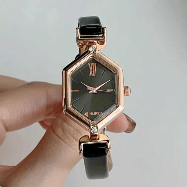 Elegant Wristwatch for Timeless Style and Precision