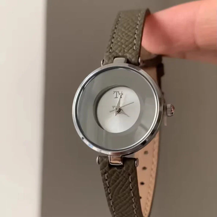 Stylish Cheltenham-Inspired Wristwatch for Timeless Elegance