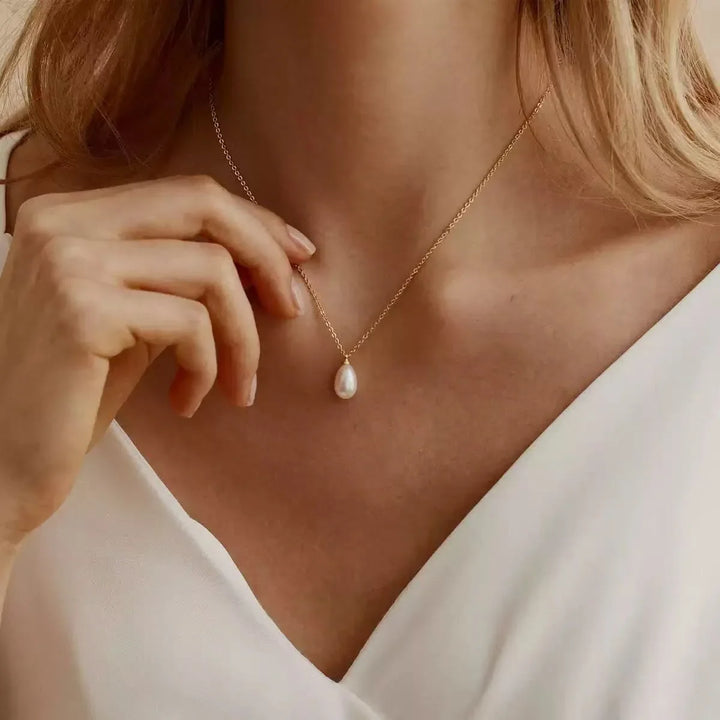 Elegant Pearl Necklace for Timeless Style and Sophistication