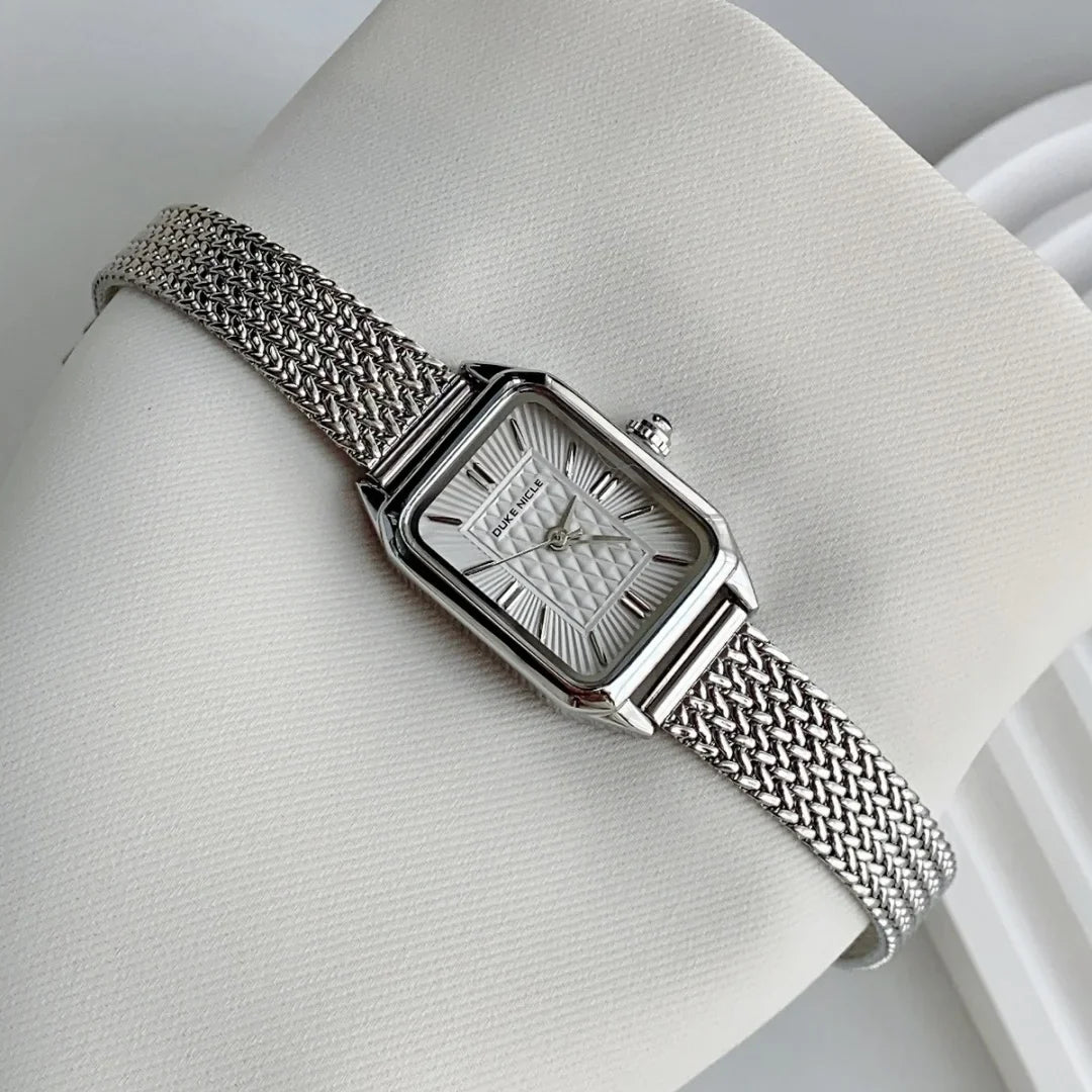 Stylish Wristwatch for Everyday Wear and Special Occasions