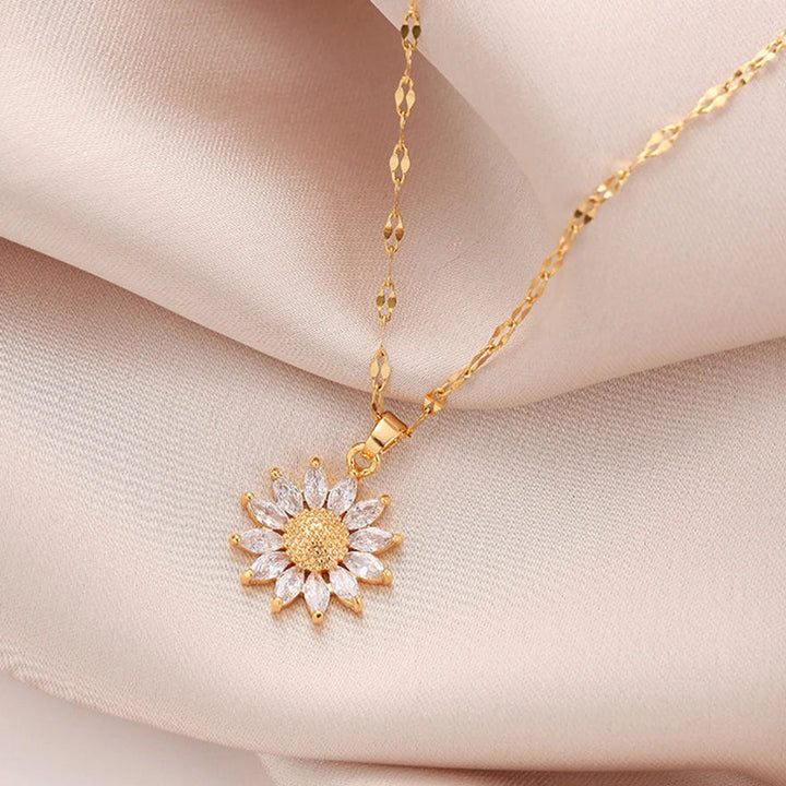 Elegant Sunflower Pendant Necklace for Nature Lovers
