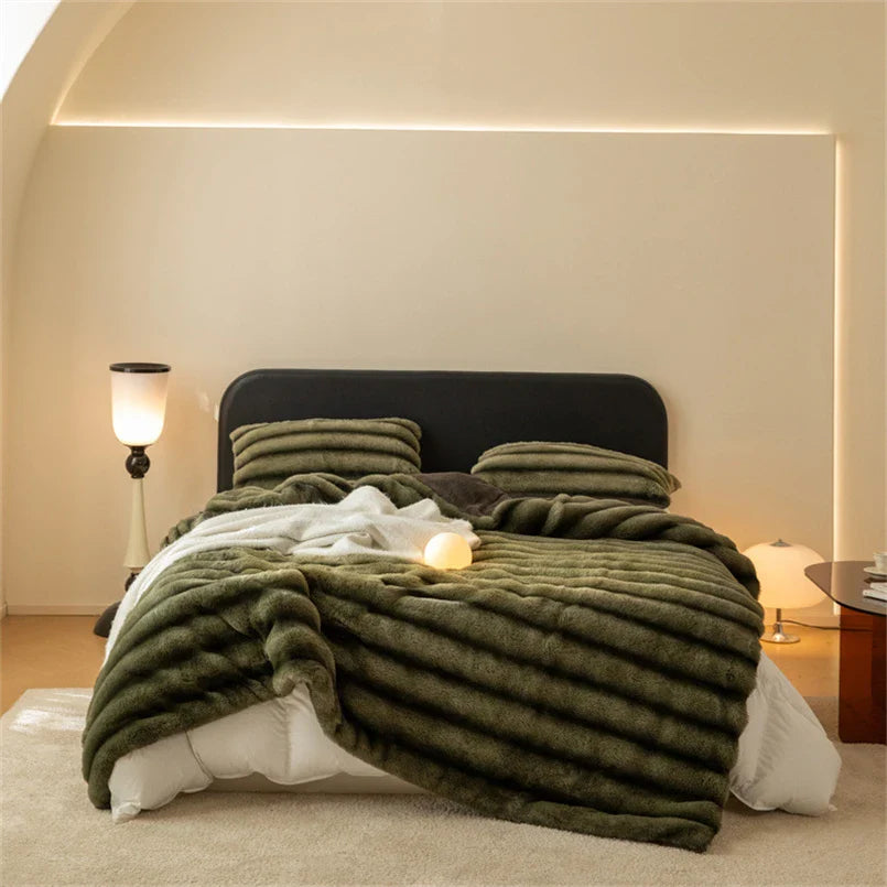 Cozy Luxury Fur Blanket-Omni Prime Goods