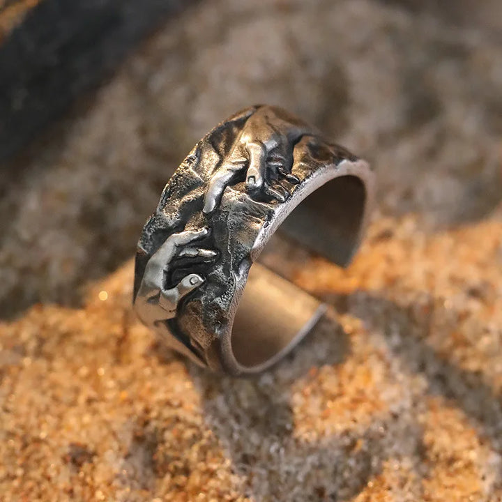 Memento Mori Skull Ring - Unique Gothic Jewelry for Men and Women