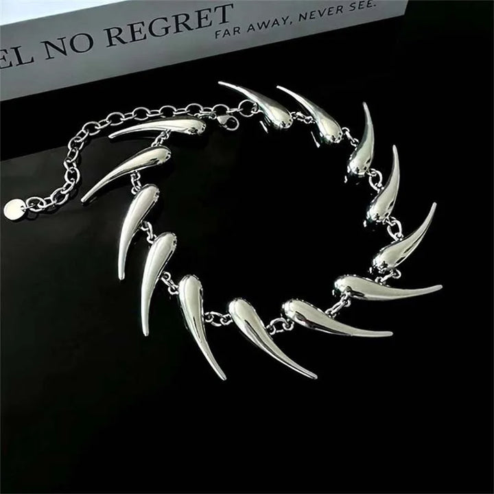 Stylish Steel Talon Pendant Necklace for Unique Fashion Statement