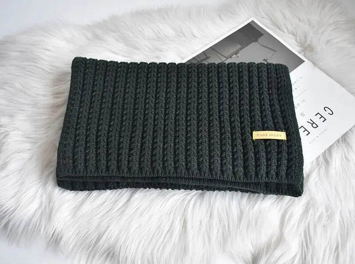 Women's Cozy Long Knitted Scarf