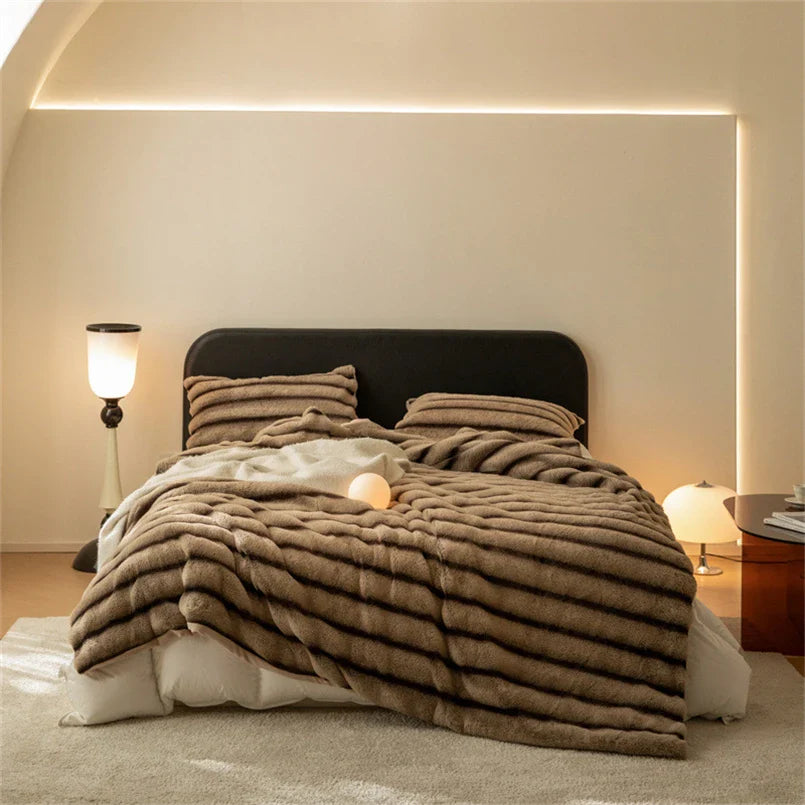 Cozy Luxury Fur Blanket-Omni Prime Goods
