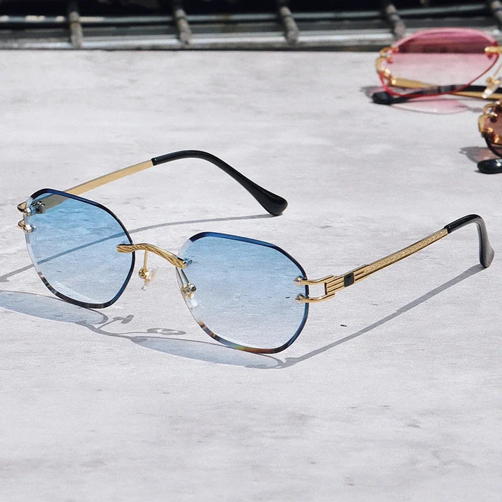 Stylish Sunglasses for Ultimate UV Protection and Comfort