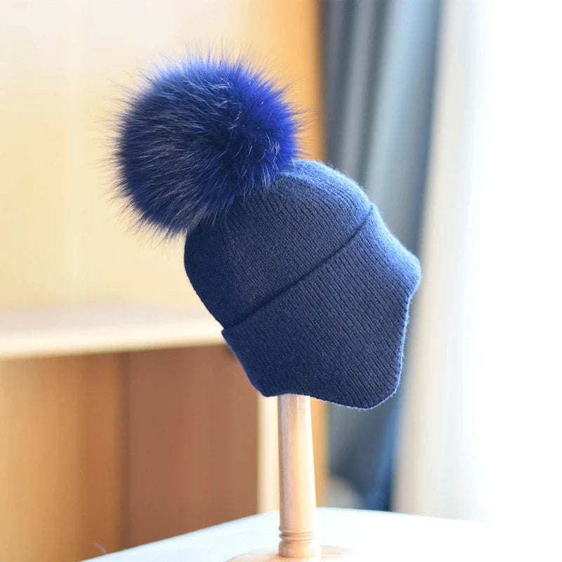Cozy Knit Pom Beanie for Winter Warmth and Style
